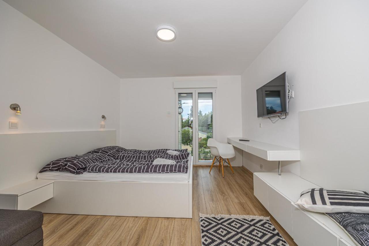 Sea La Vie Rooms Novi Vinodolski Ngoại thất bức ảnh