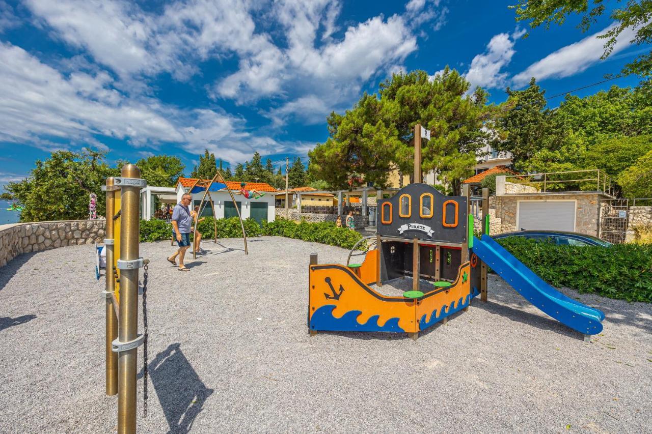 Sea La Vie Rooms Novi Vinodolski Ngoại thất bức ảnh